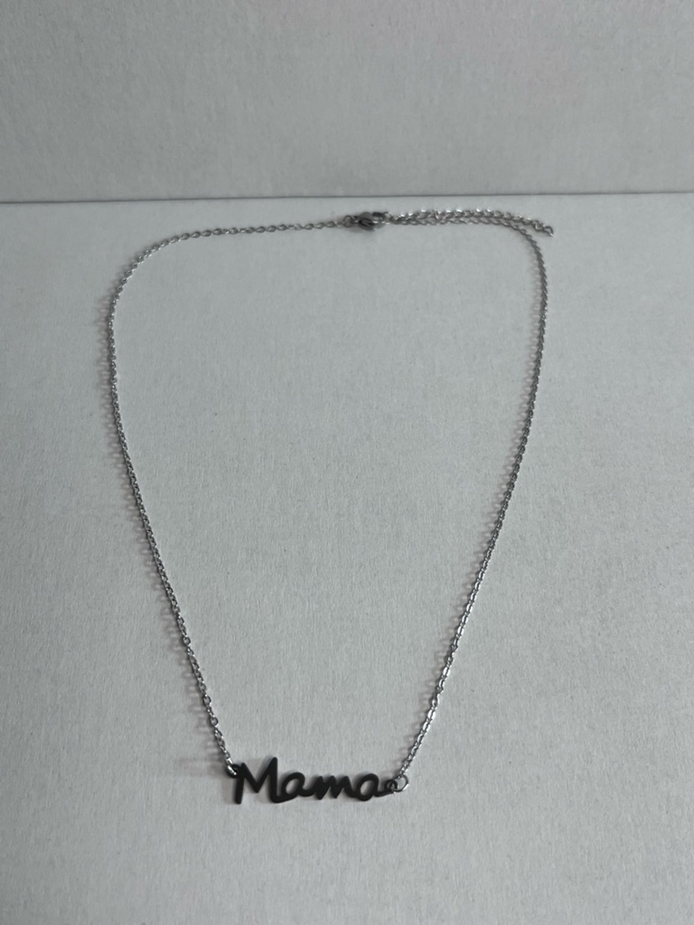 Mama Script Necklace in Silver - Timeless Mother's Pendant